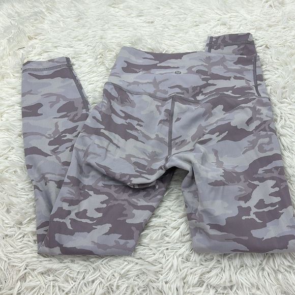 Lululemon Wunder Under High-Rise Tight 25" *Luxtreme Incognito Camo Jacquard Ice - Picture 3 of 4